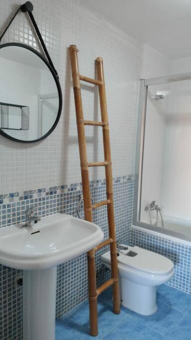 Apartamento La Emisora ปอนเฟร์ราดา ภายนอก รูปภาพ